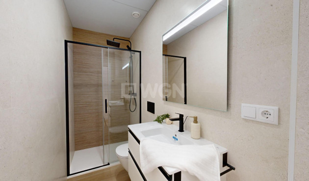 Nowy budynek - Daszek - Guardamar del Segura - Pueblo