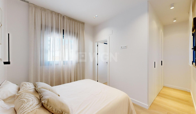 Nowy budynek - Daszek - Guardamar del Segura - Pueblo