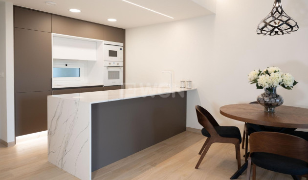 Nowy budynek - Daszek - Guardamar del Segura - El Raso