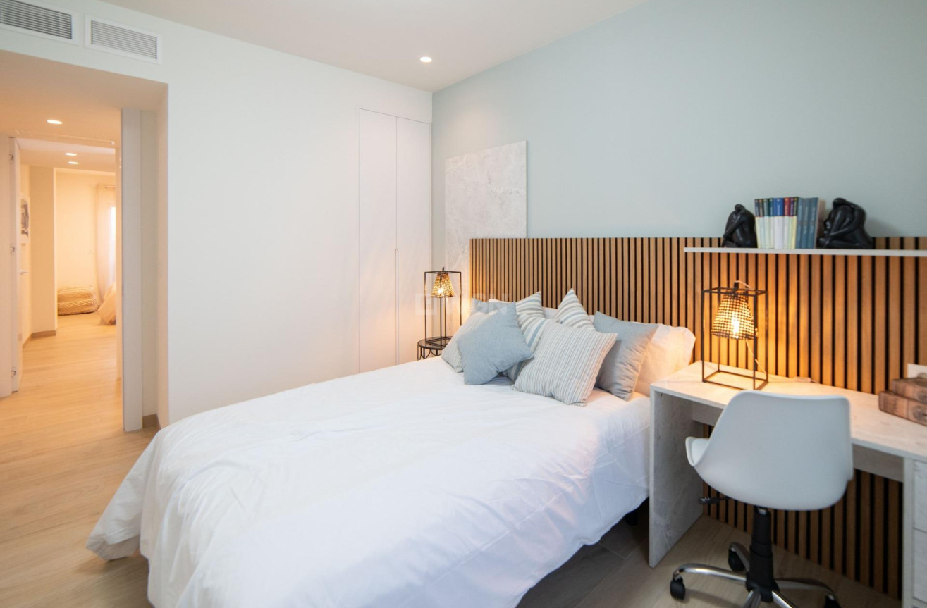 Nowy budynek - Daszek - Guardamar del Segura - El Raso