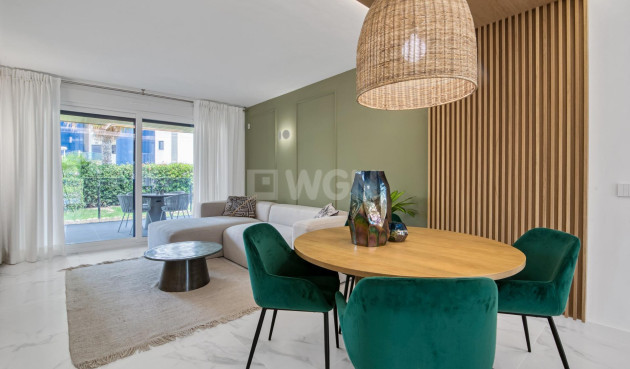 Nowy budynek - Daszek - Torrevieja - Punta Prima