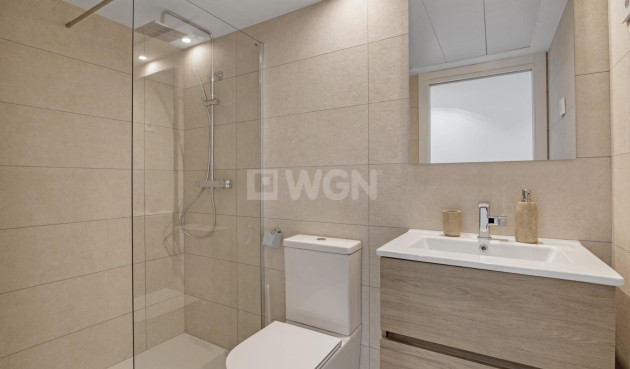 Nowy budynek - Daszek - Torrevieja - Punta Prima