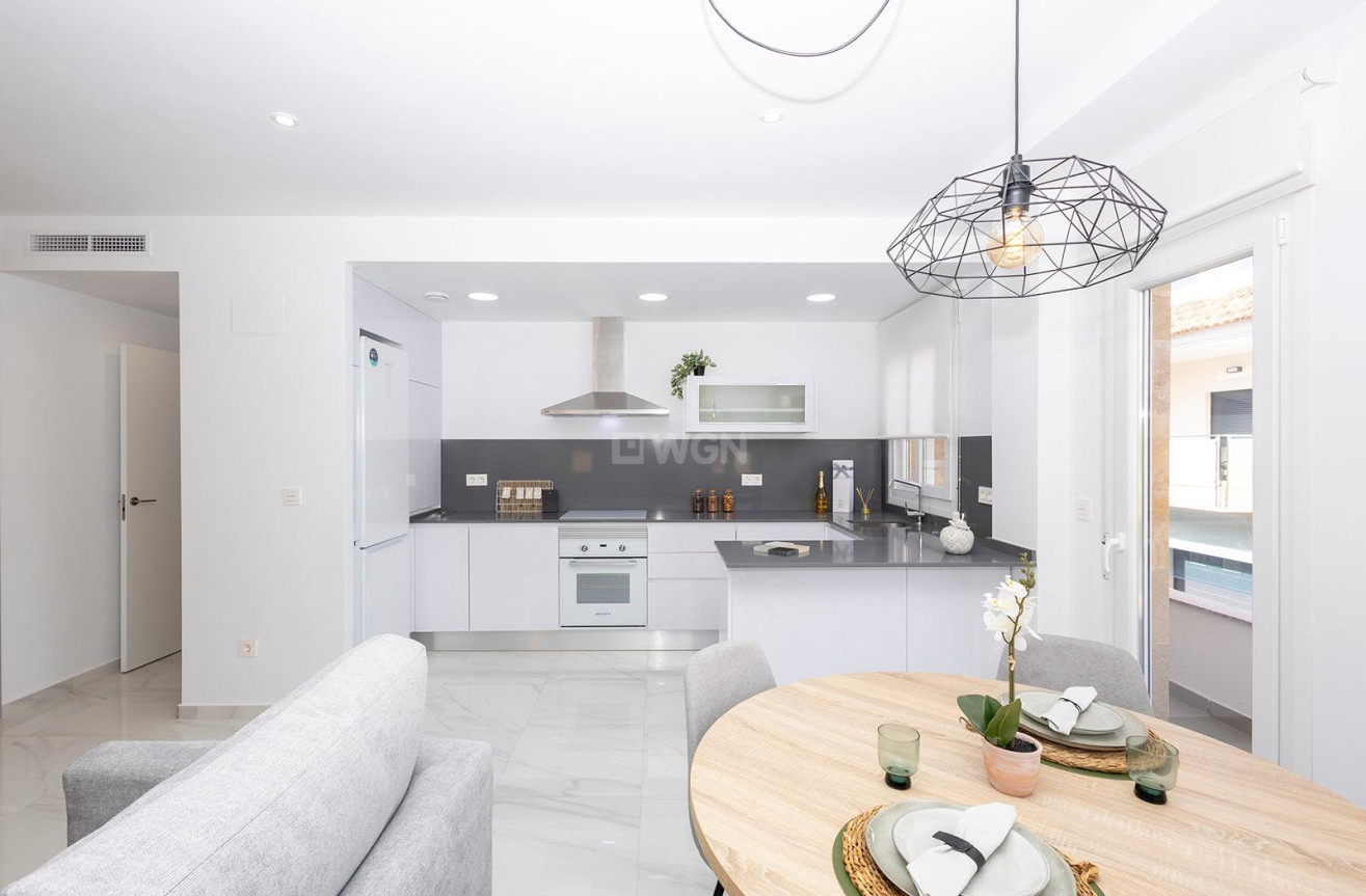 Obra nueva - Apartamento / piso - Jacarilla - pueblo