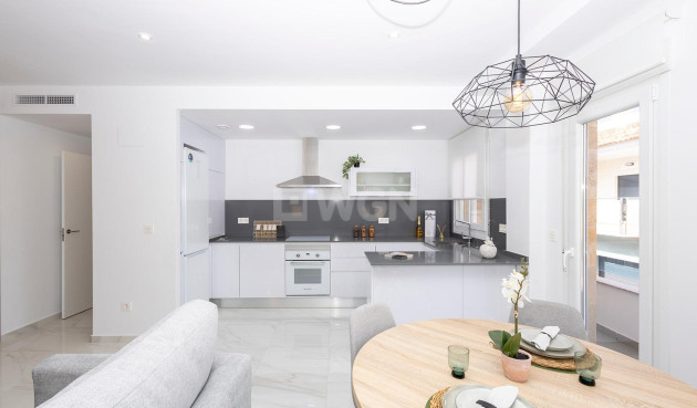 Obra nueva - Apartamento / piso - Jacarilla - pueblo