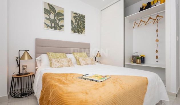 Obra nueva - Apartamento / piso - Jacarilla - pueblo