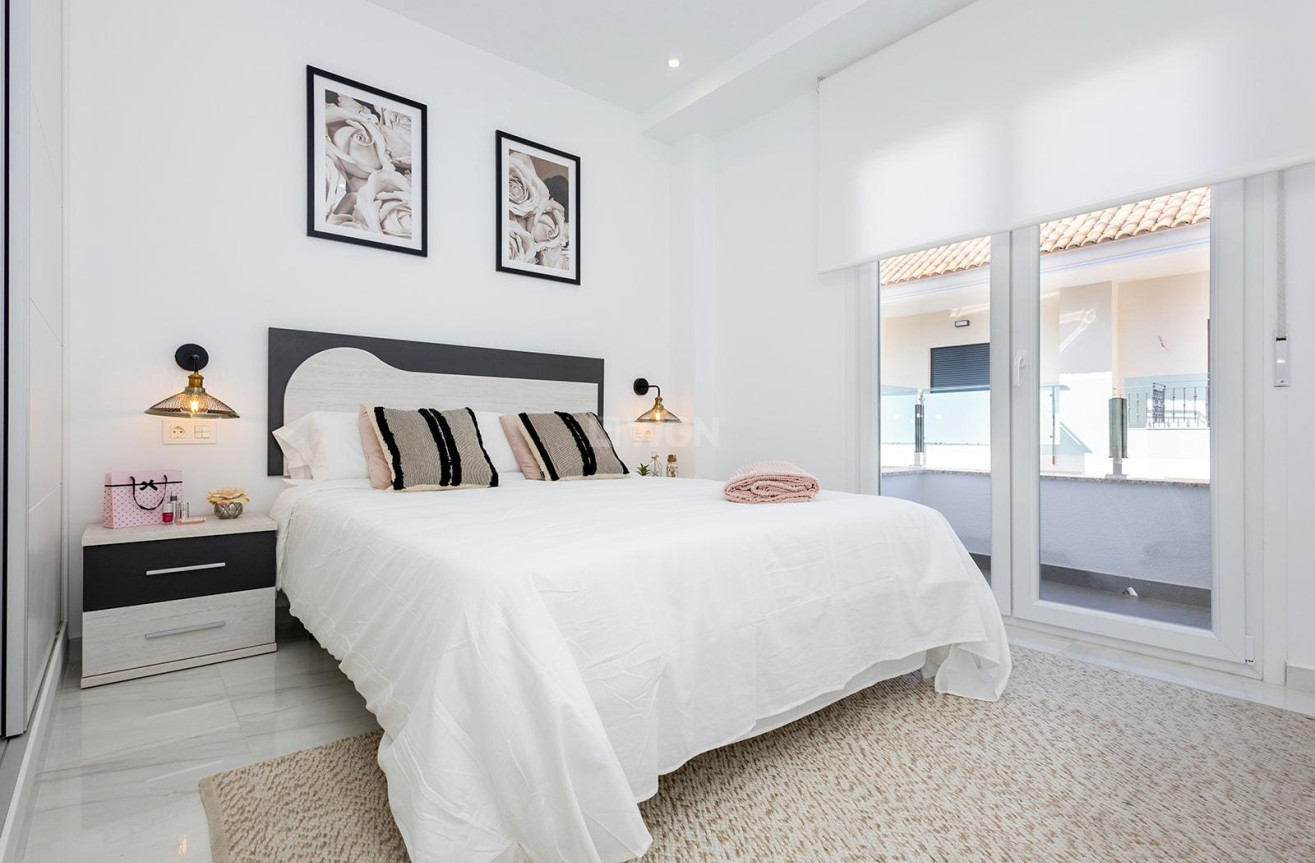 Obra nueva - Apartamento / piso - Jacarilla - pueblo