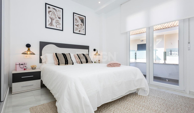 Obra nueva - Apartamento / piso - Jacarilla - pueblo