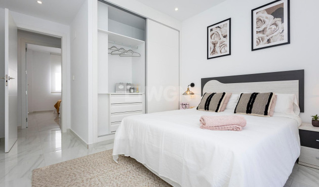 Obra nueva - Apartamento / piso - Jacarilla - pueblo