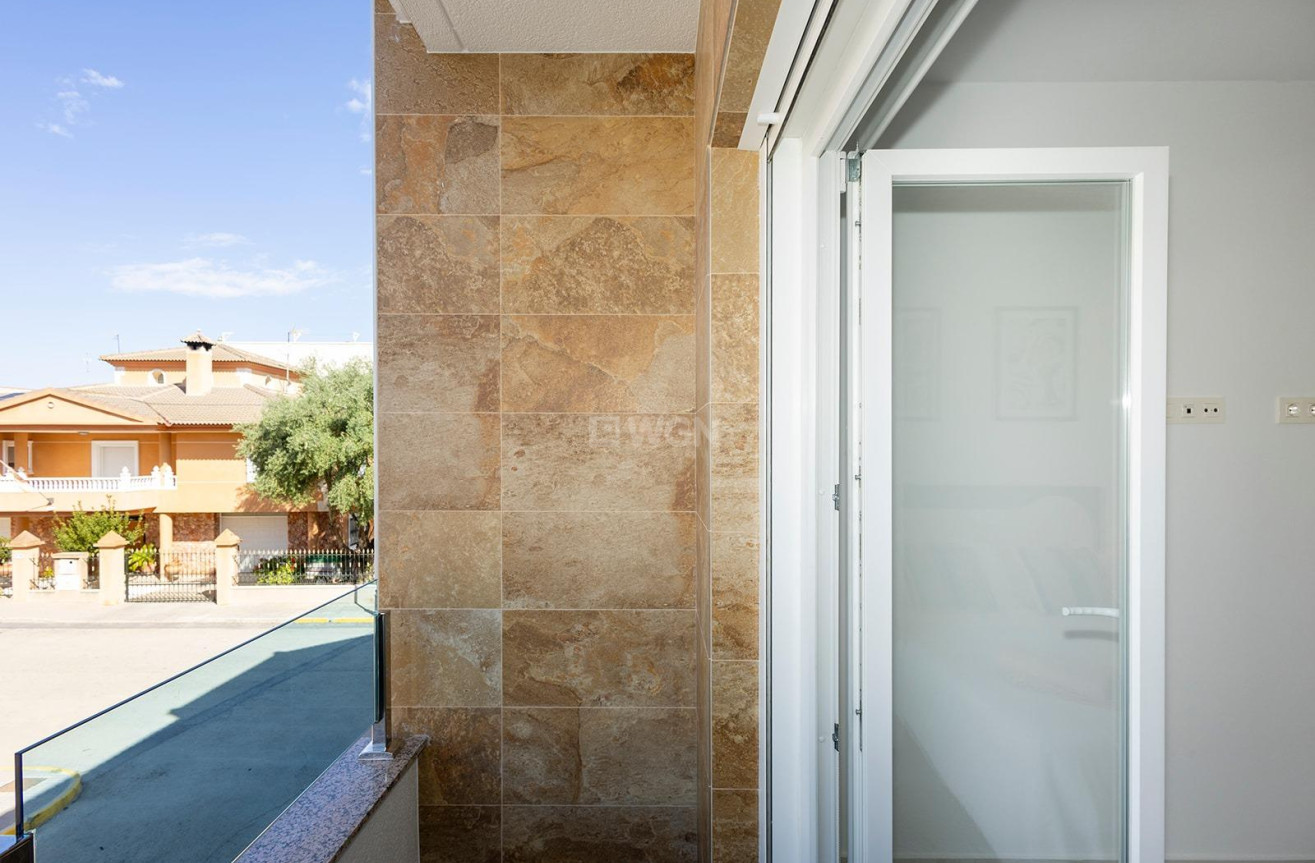 Obra nueva - Apartamento / piso - Jacarilla - pueblo