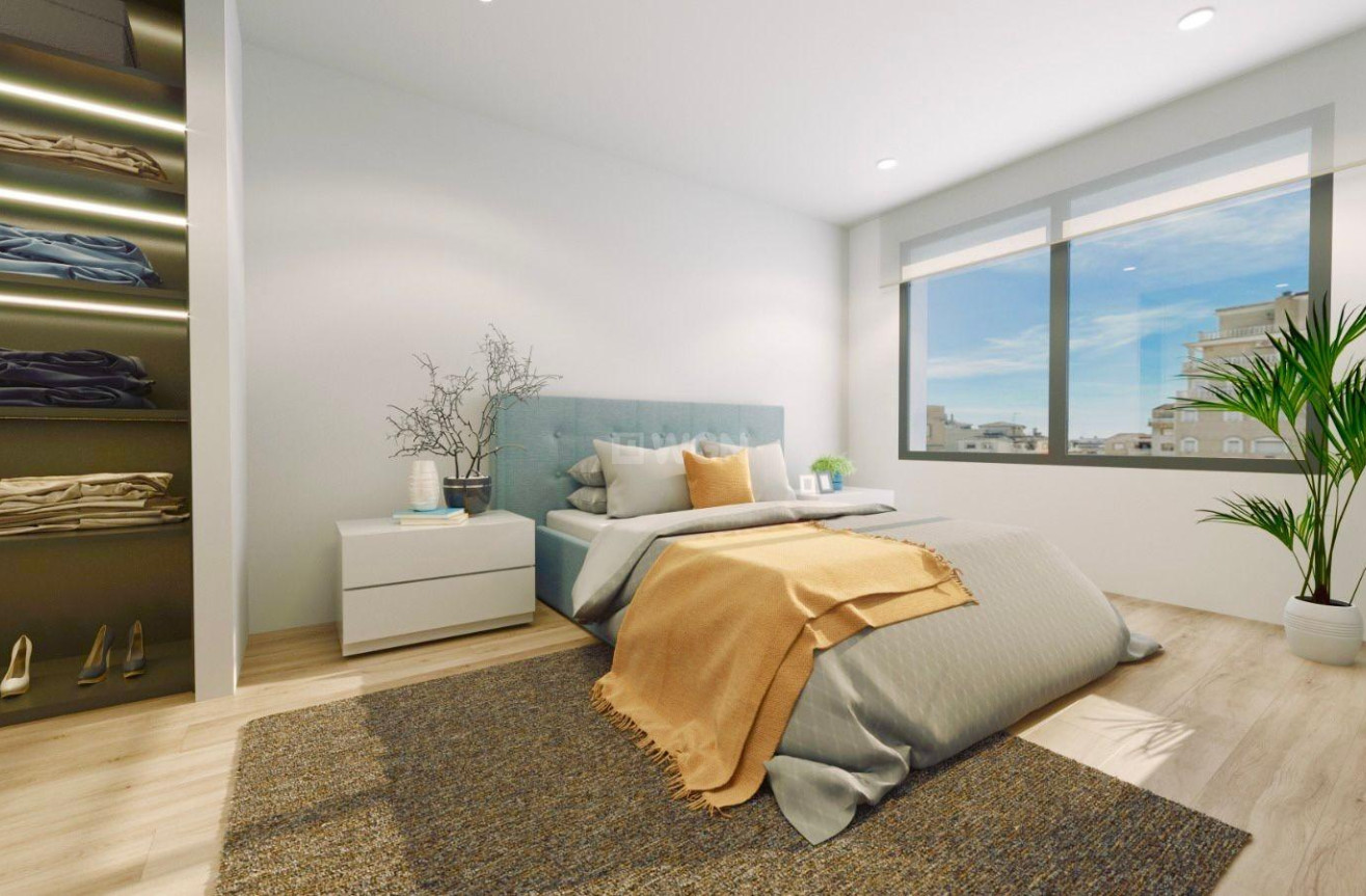 Nowy budynek - Daszek - Torrevieja - Centro