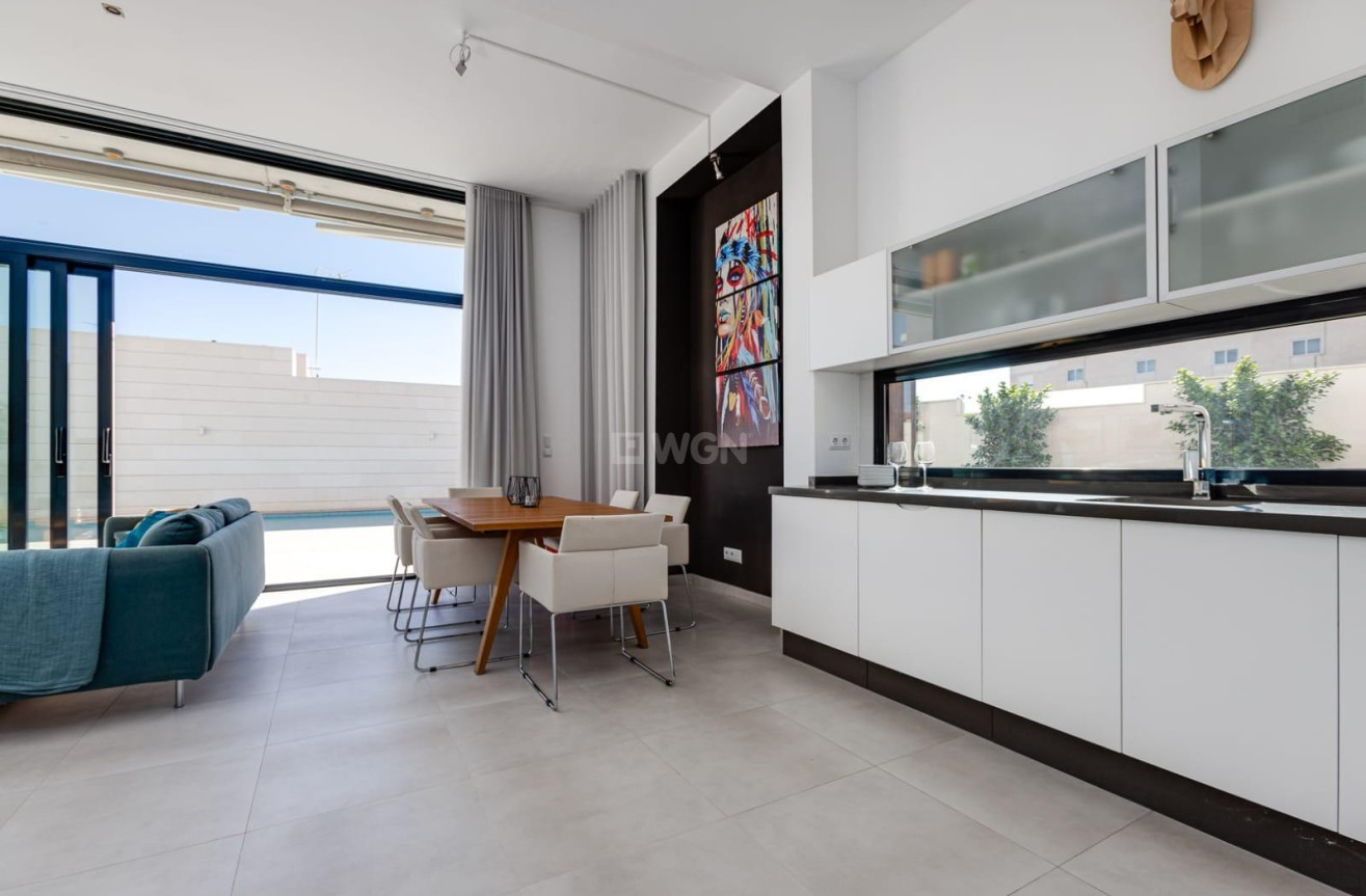 Neue Gebäude - Villa - Pilar de la Horadada