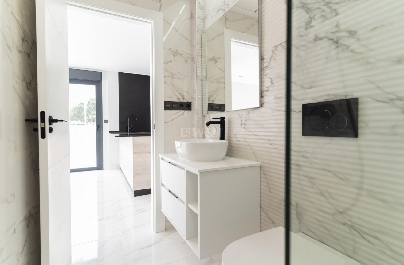 Nowy budynek - Villa - Orihuela Costa - Punta Prima