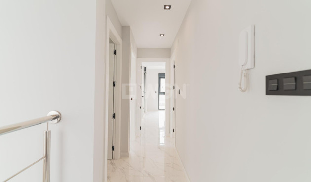 Nowy budynek - Villa - Orihuela Costa - Punta Prima