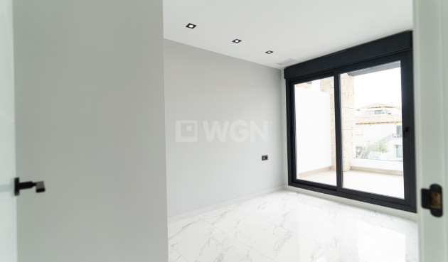 Nowy budynek - Villa - Orihuela Costa - Punta Prima