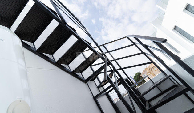 Nowy budynek - Villa - Orihuela Costa - Punta Prima