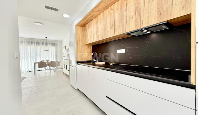 Nowy budynek - Kamienica - Cox - San Fernando