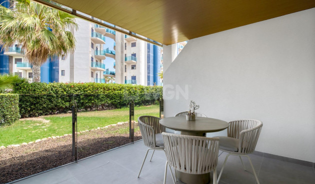 Nowy budynek - Daszek - Torrevieja - Punta Prima