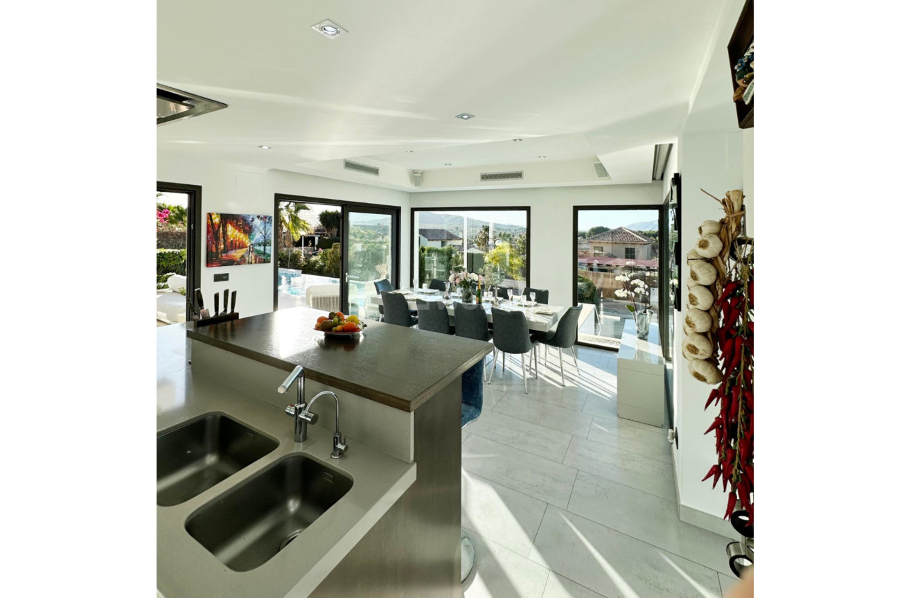 Odsprzedaż - Villa - Jávea - Costa Blanca