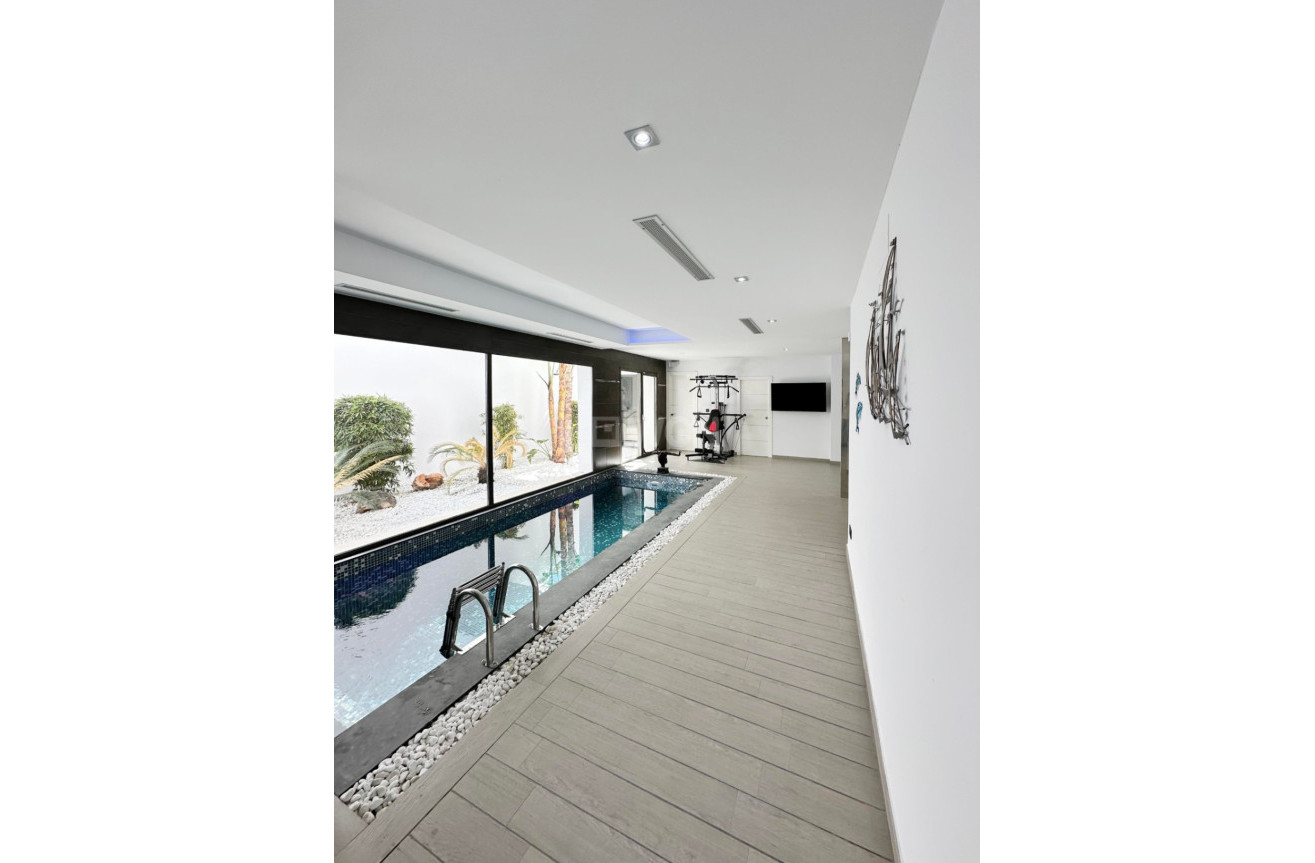 Odsprzedaż - Villa - Jávea - Costa Blanca