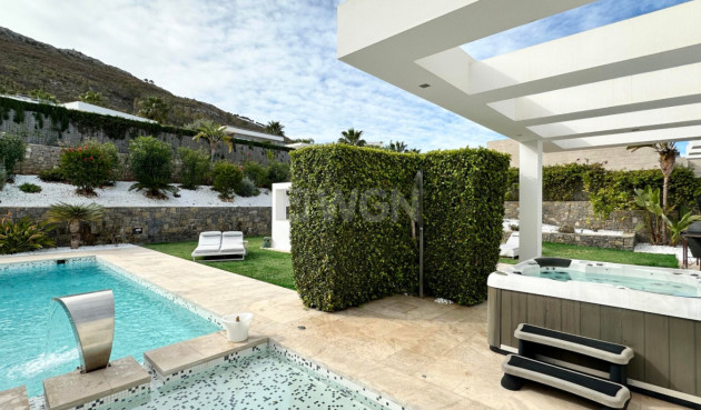 Odsprzedaż - Villa - Jávea - Costa Blanca