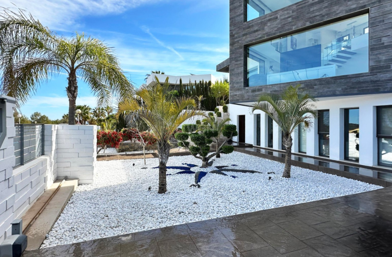 Odsprzedaż - Villa - Jávea - Costa Blanca