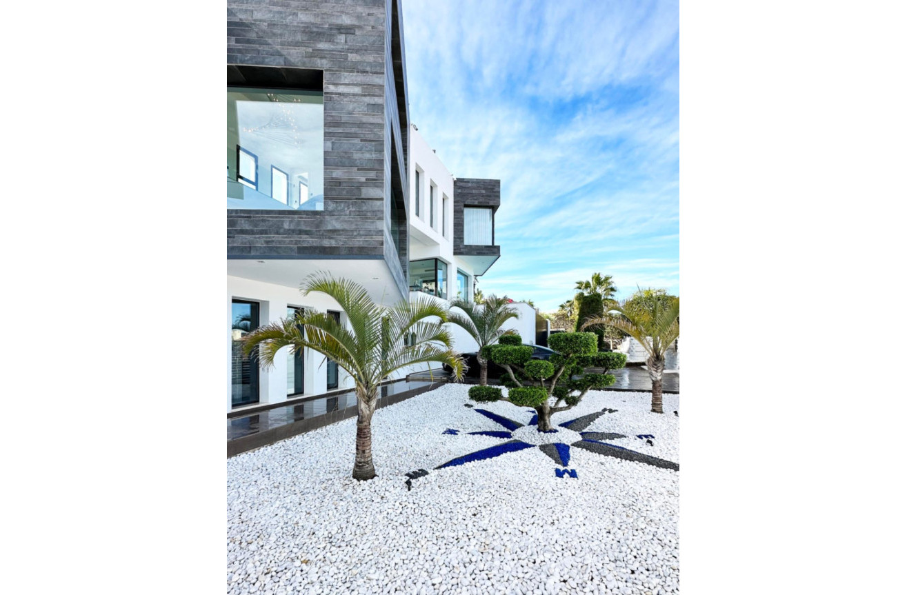 Odsprzedaż - Villa - Jávea - Costa Blanca