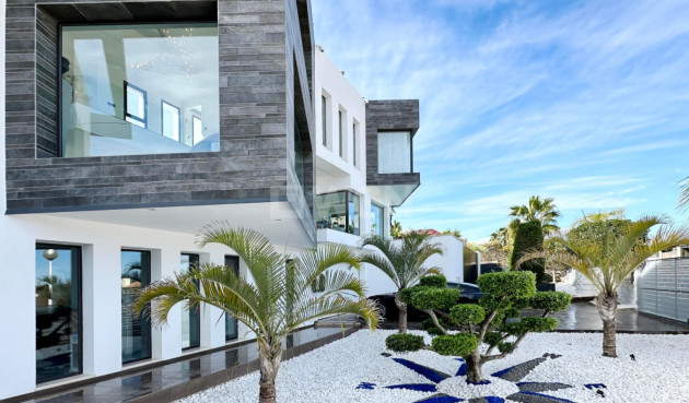 Odsprzedaż - Villa - Jávea - Costa Blanca