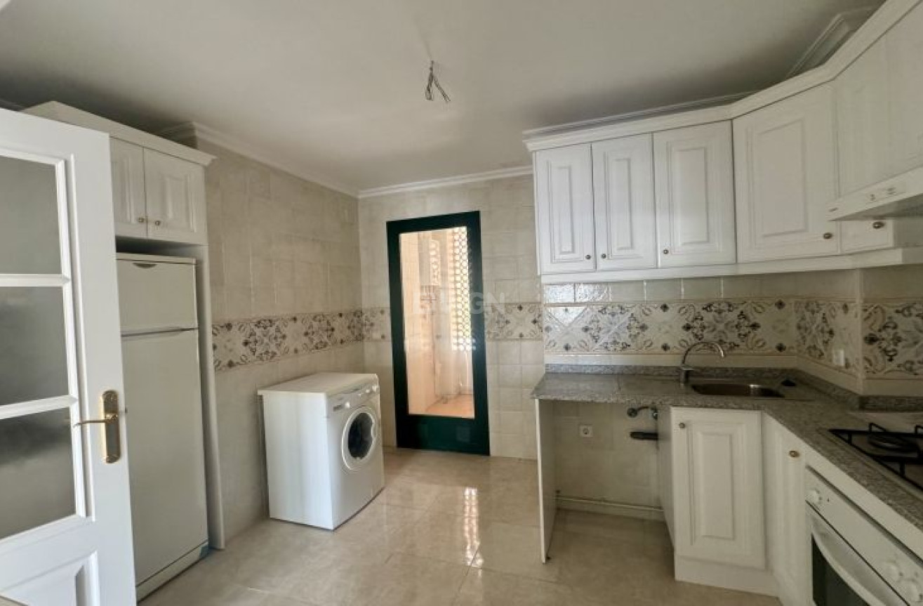 Resale - Apartment / flat - Orihuela Costa - Costa Blanca
