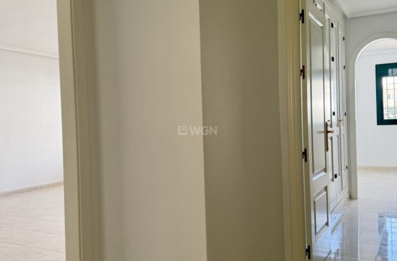 Resale - Apartment / flat - Orihuela Costa - Costa Blanca