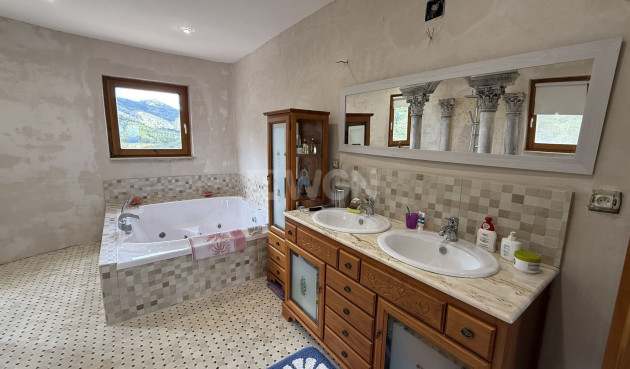 Wiederverkauf - Villa - Casarabonela - Inland