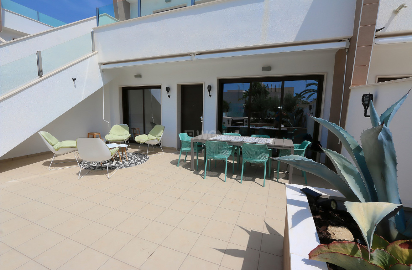 Resale - Apartment / flat - Pilar de la Horadada - Costa Blanca