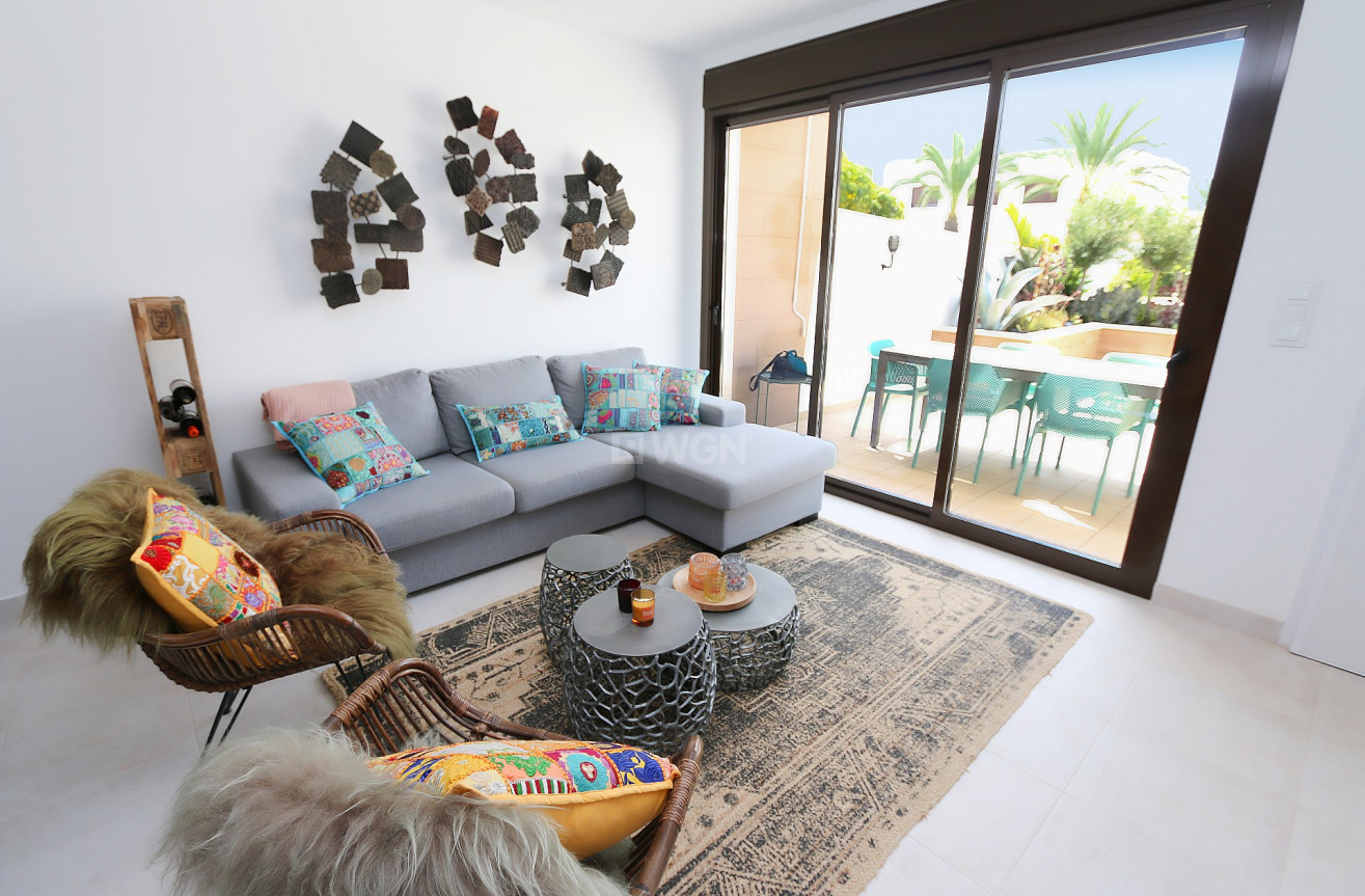 Resale - Apartment / flat - Pilar de la Horadada - Costa Blanca