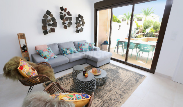 Resale - Apartment / flat - Pilar de la Horadada - Costa Blanca