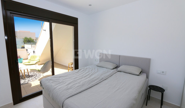 Resale - Apartment / flat - Pilar de la Horadada - Costa Blanca