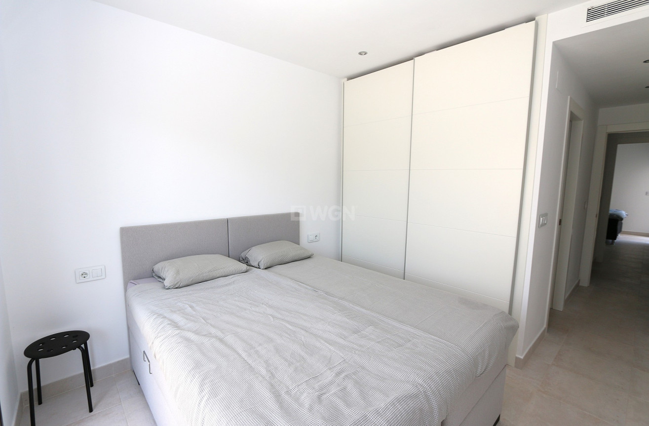 Resale - Apartment / flat - Pilar de la Horadada - Costa Blanca