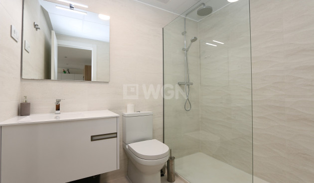 Resale - Apartment / flat - Pilar de la Horadada - Costa Blanca