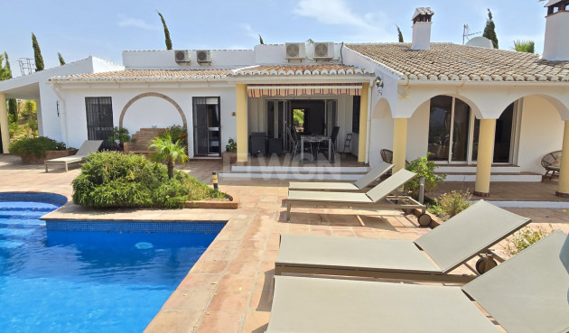 Resale - Villa - Vinuela - Inland