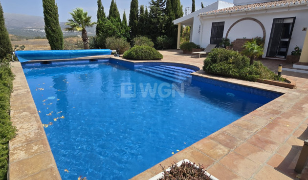 Resale - Villa - Vinuela - Inland