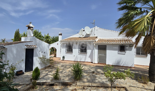 Resale - Villa - Vinuela - Inland