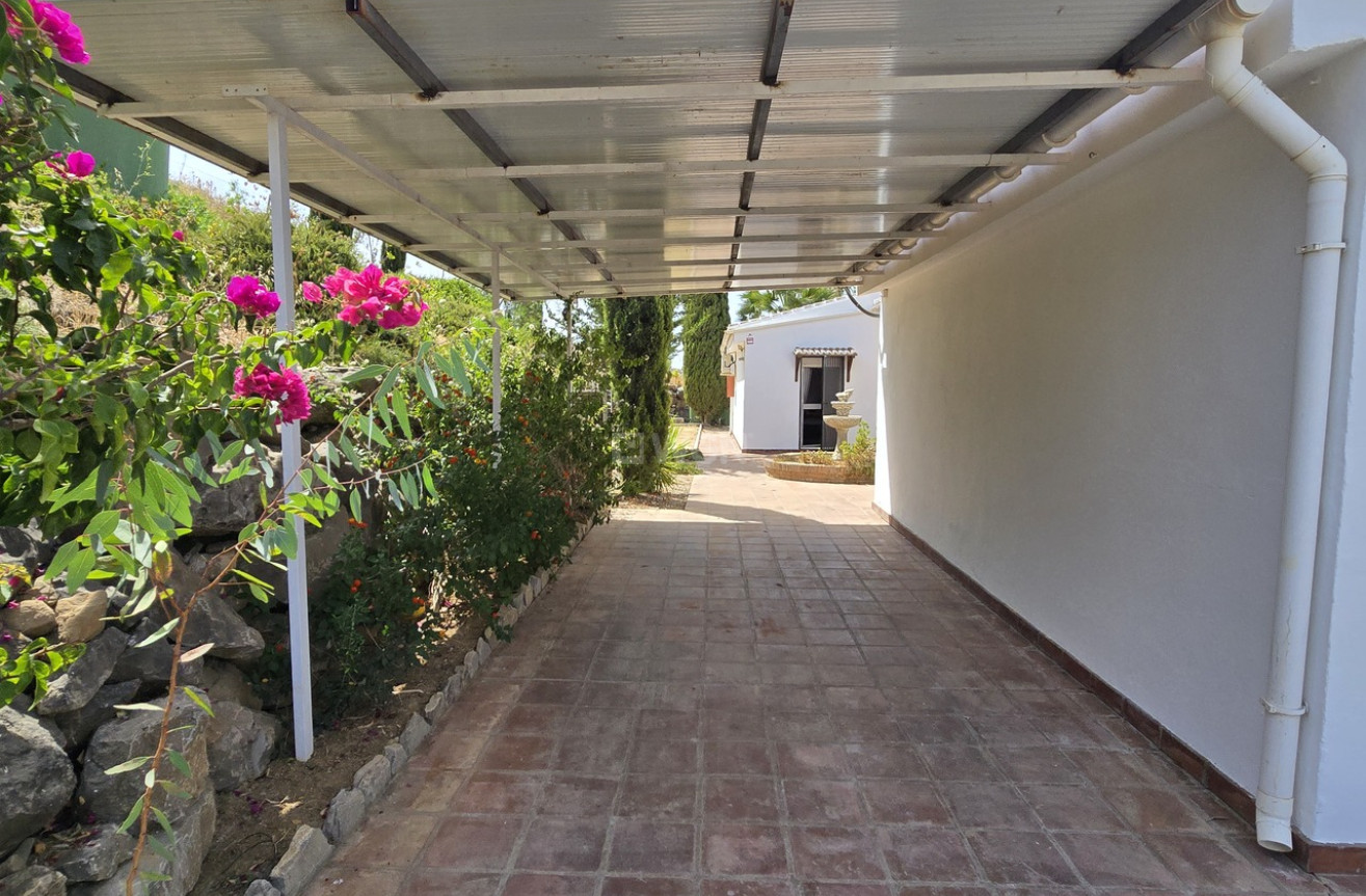 Resale - Villa - Vinuela - Inland