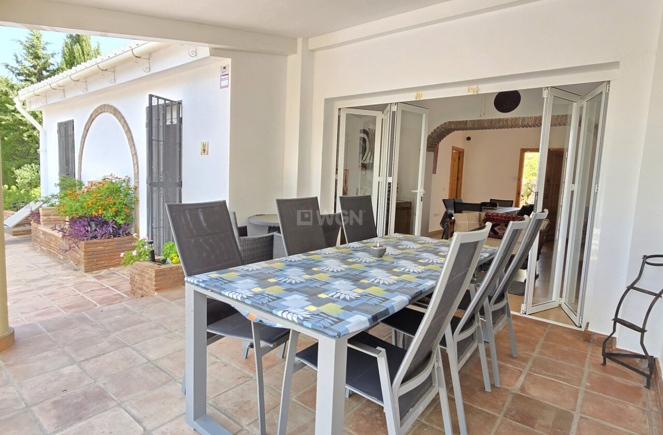 Resale - Villa - Vinuela - Inland