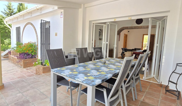 Resale - Villa - Vinuela - Inland