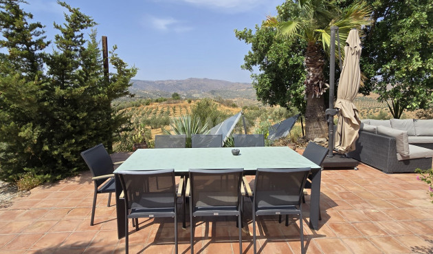 Resale - Villa - Vinuela - Inland