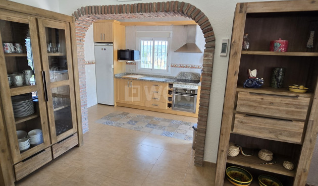 Resale - Villa - Vinuela - Inland