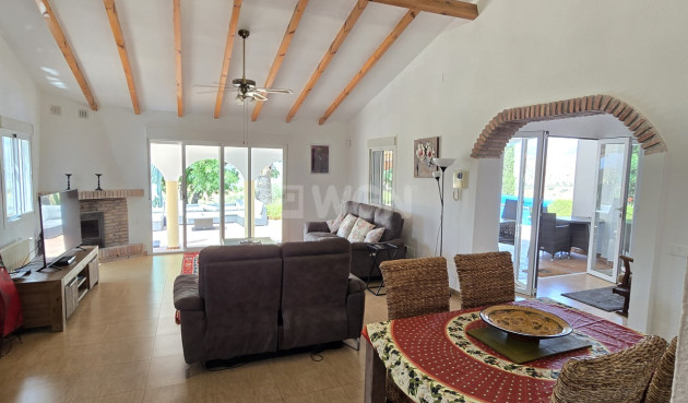 Resale - Villa - Vinuela - Inland
