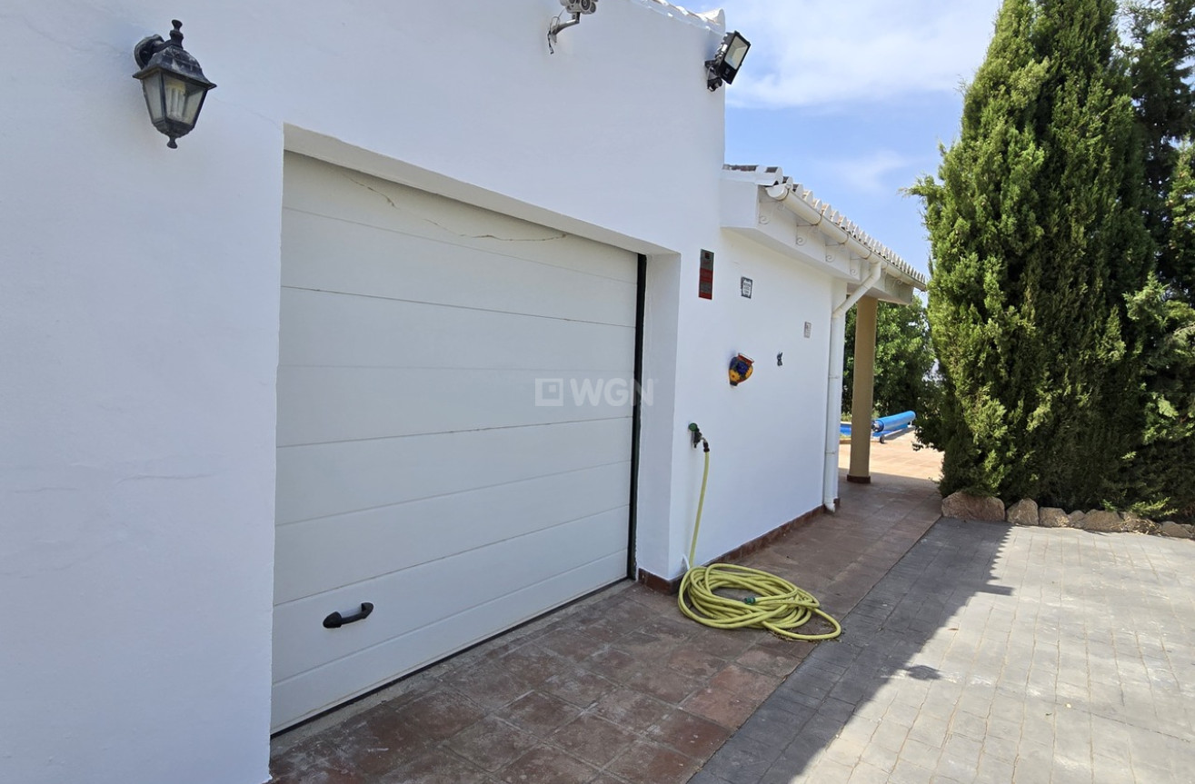 Resale - Villa - Vinuela - Inland