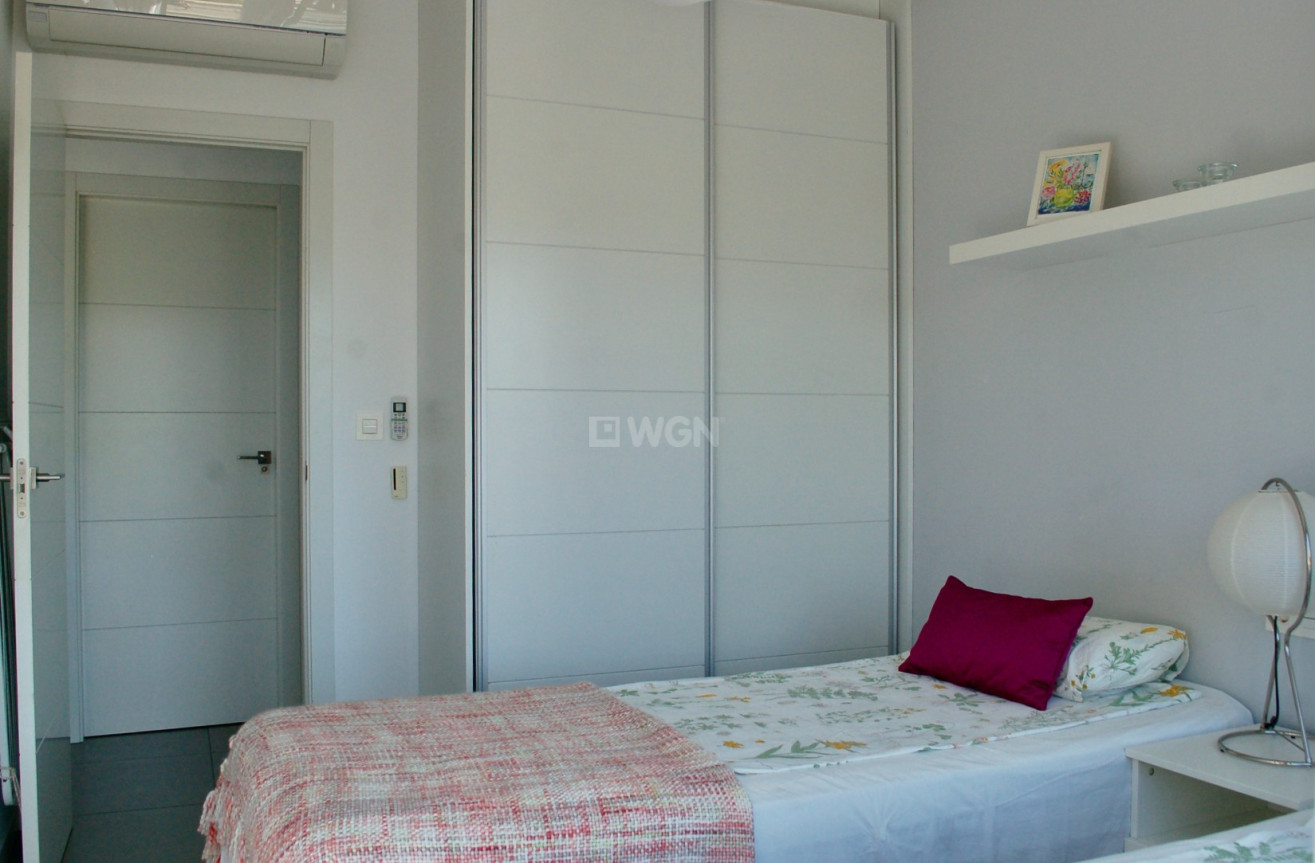 Wiederverkauf - Bungalow - Pilar de la Horadada - Costa Blanca