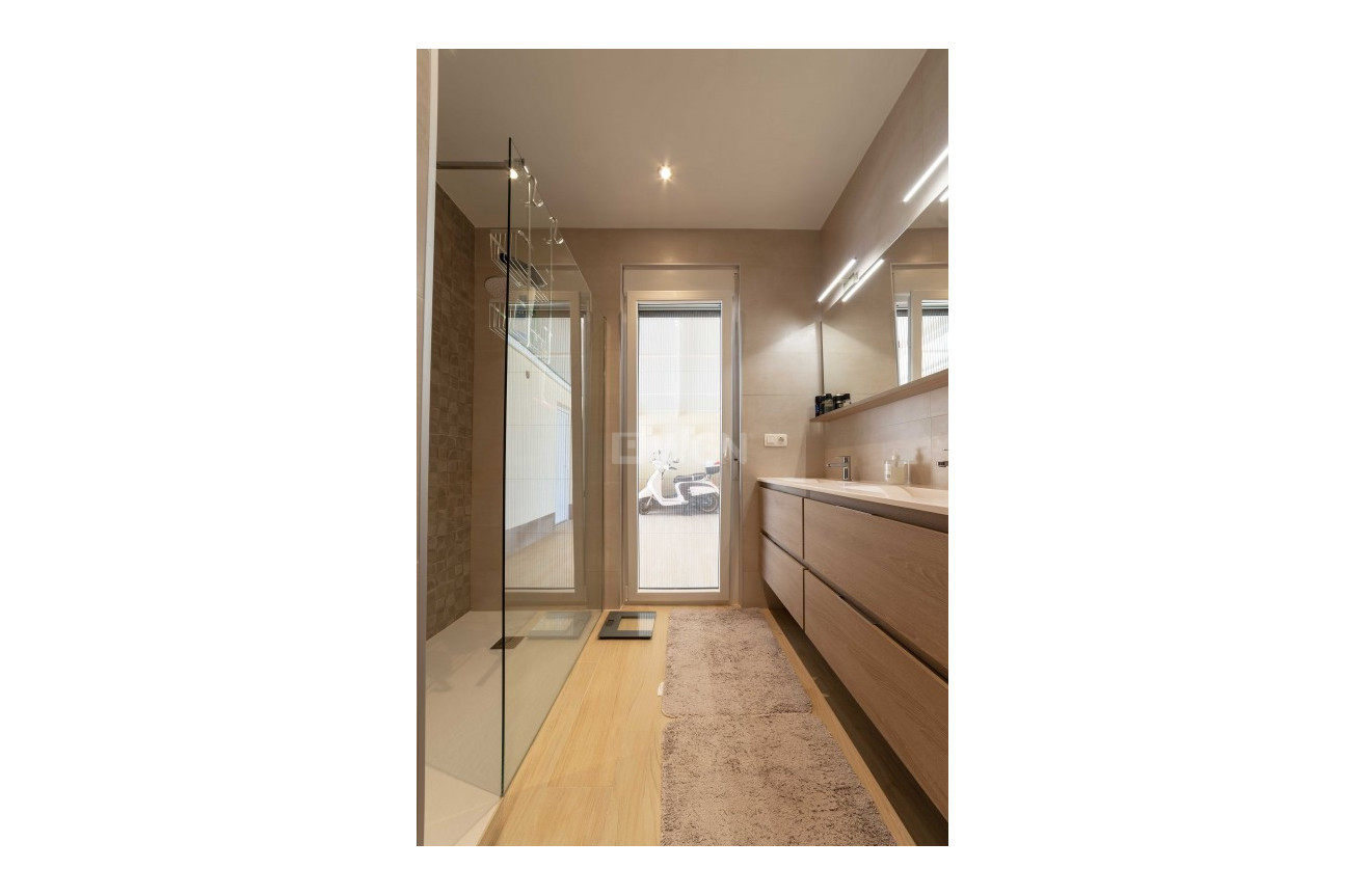 Reventa - Villa - Torrevieja - Costa Blanca