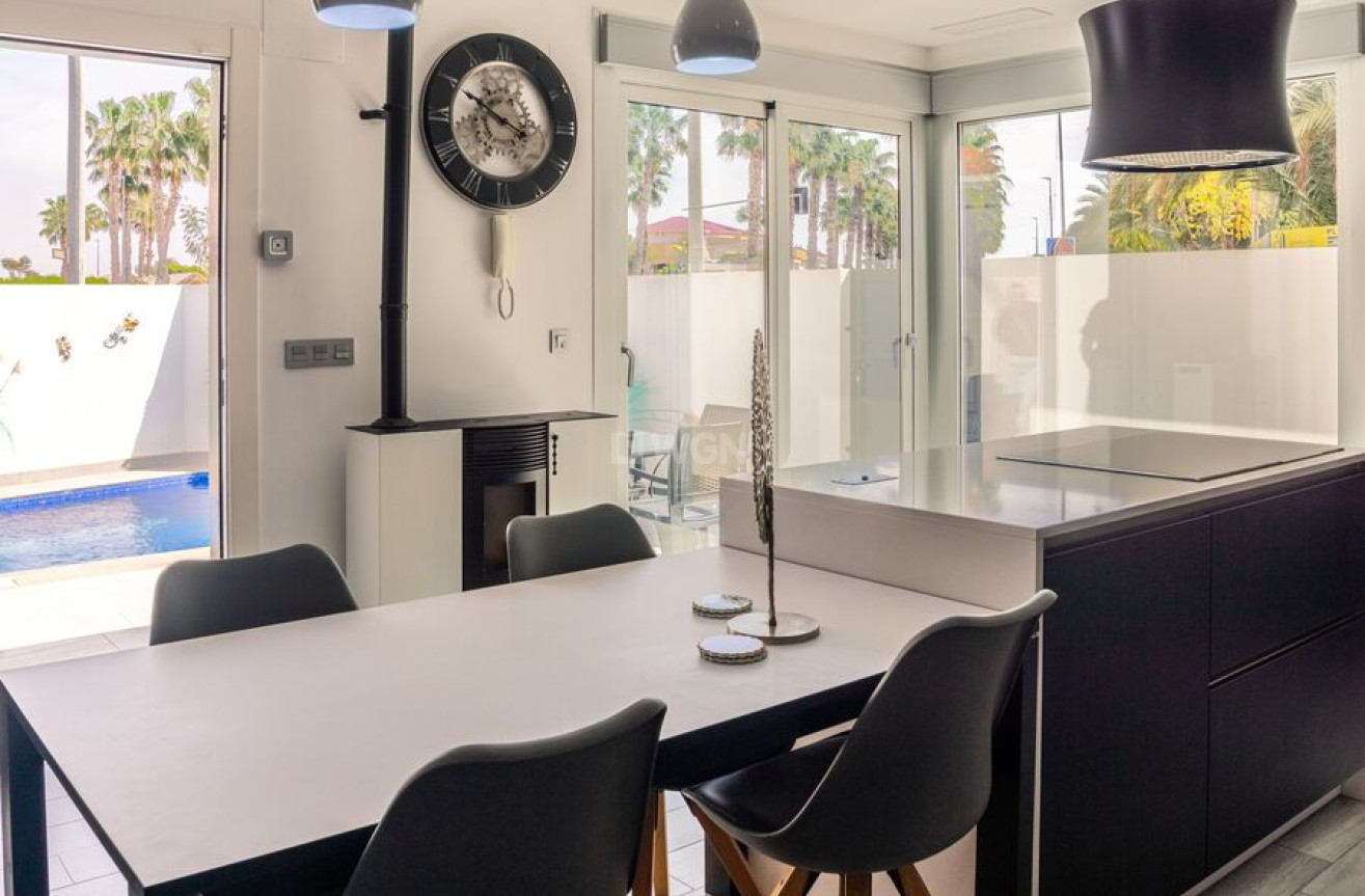 Wiederverkauf - Villa - Daya Vieja - Costa Blanca