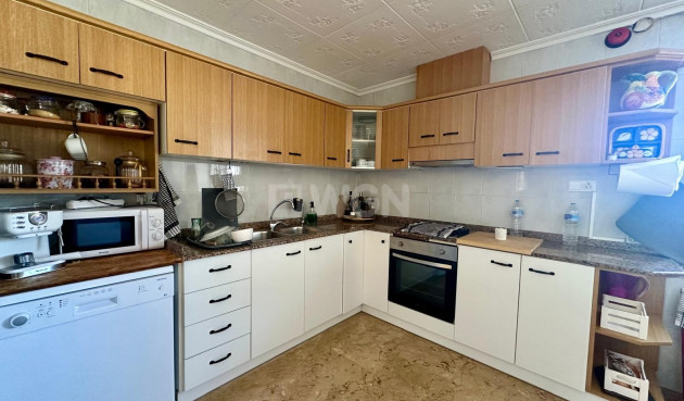 Odsprzedaż - Villa - Torre Del Rico - Inland